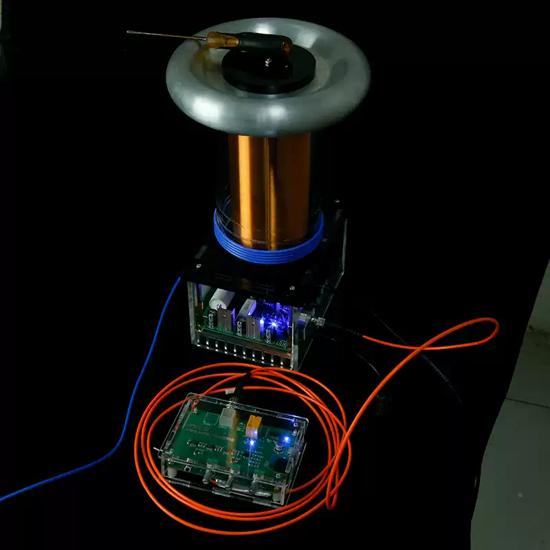 テスラコイル 220V ポータブル 1.5kg 15x15x - Audio Music Generator のレビューと価格