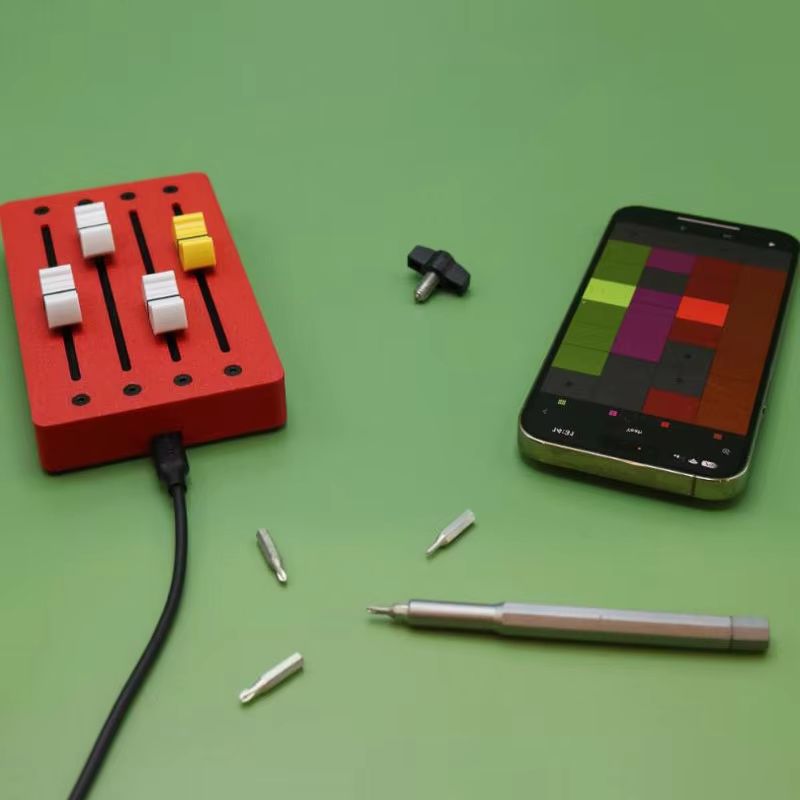 MIDIコントローラー CCコントローラー フェーダー 4チ - Audio Music Software のレビューと価格